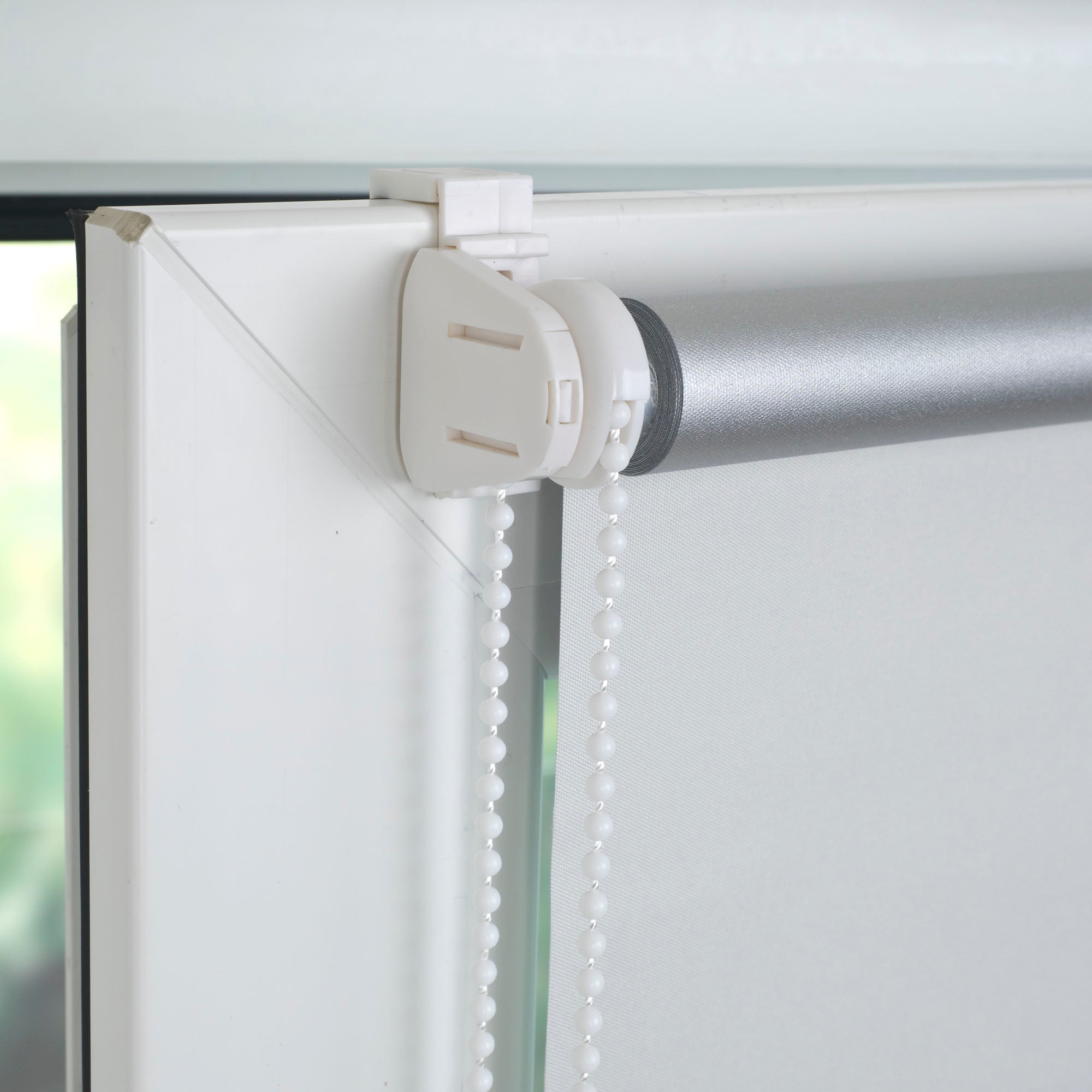 ourdeco® Klemmfix-Rollo | verdunkelnd | Thermo-Beschichtung | ohne Bohren | verschiedene Farben und Größen